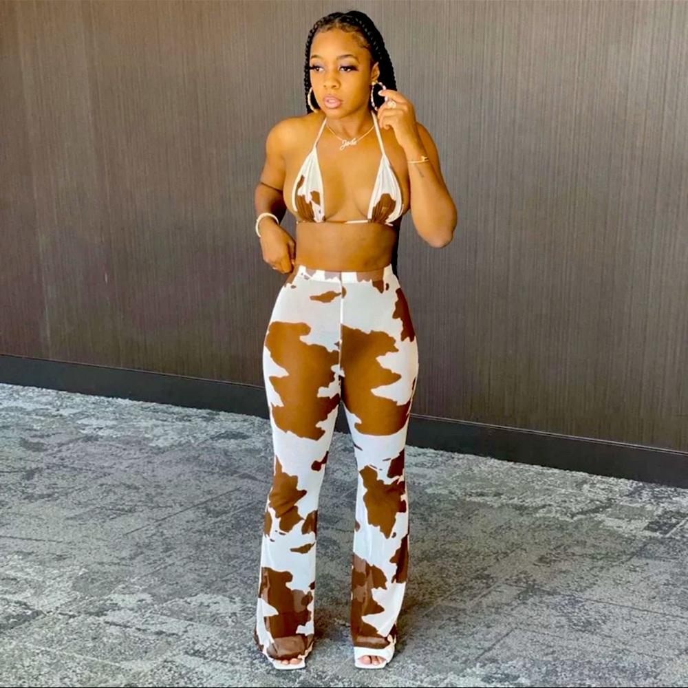 Brand new 2 Piece CowPrint Pant Set
